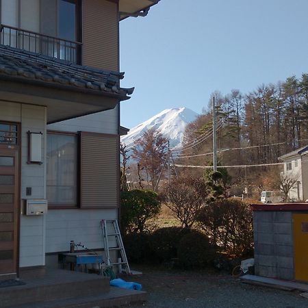 Teishaba Guesthouse&Cafe 富士吉田市 エクステリア 写真