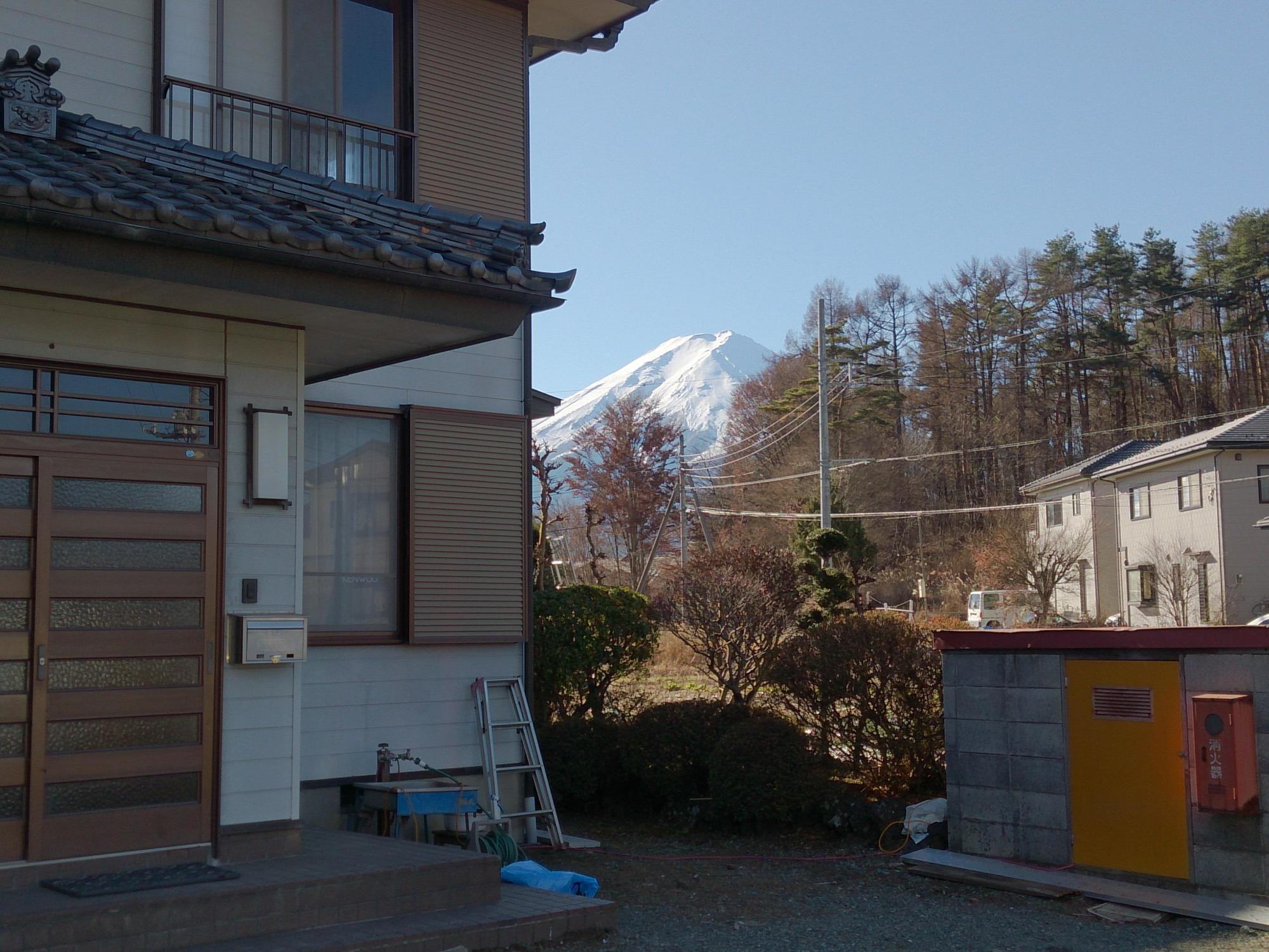 Teishaba Guesthouse&Cafe 富士吉田市 エクステリア 写真