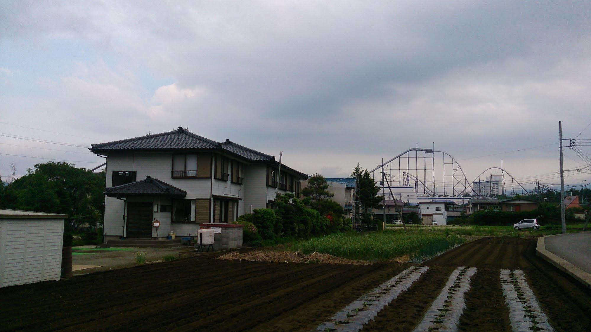 Teishaba Guesthouse&Cafe 富士吉田市 エクステリア 写真