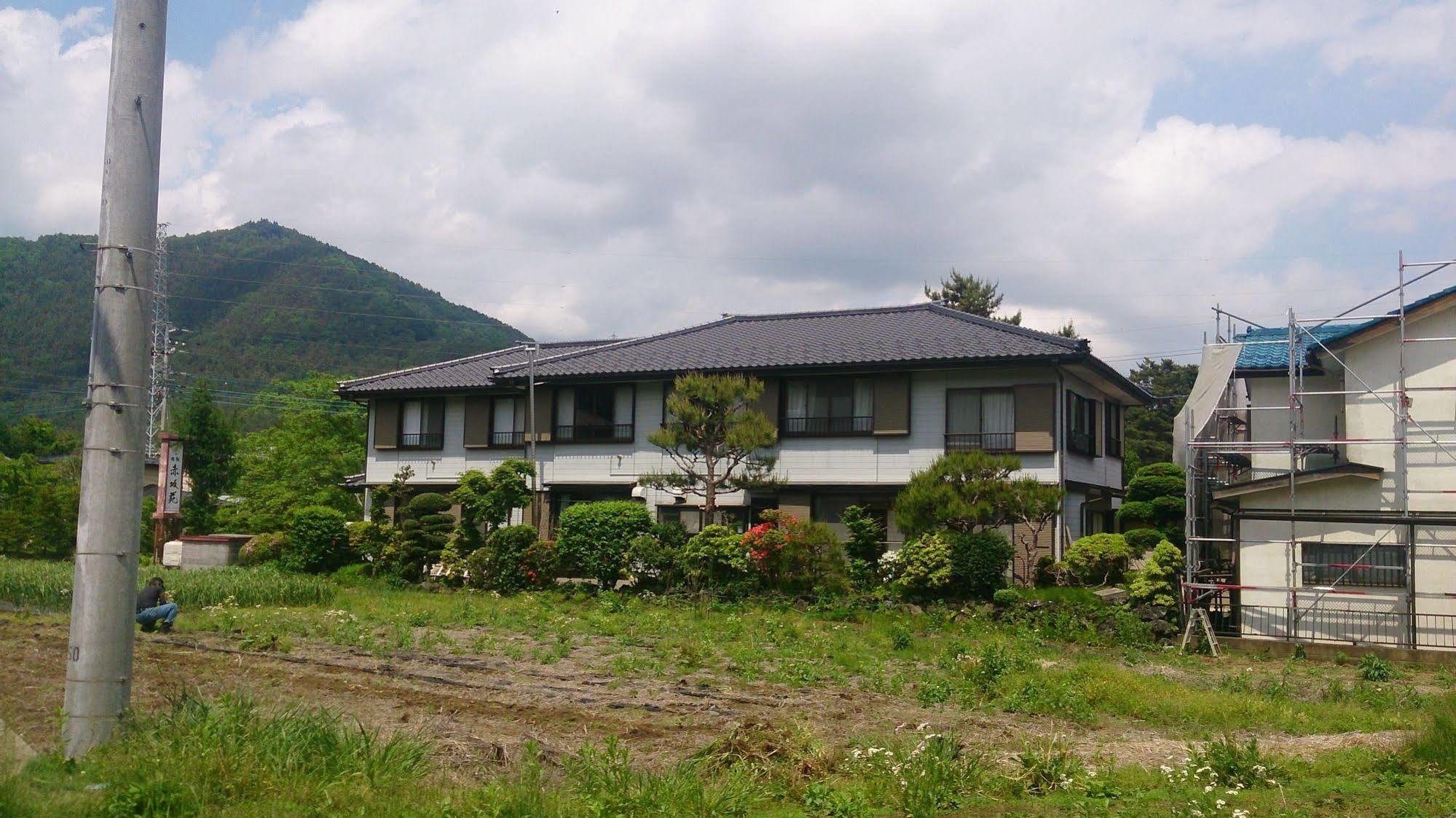 Teishaba Guesthouse&Cafe 富士吉田市 エクステリア 写真