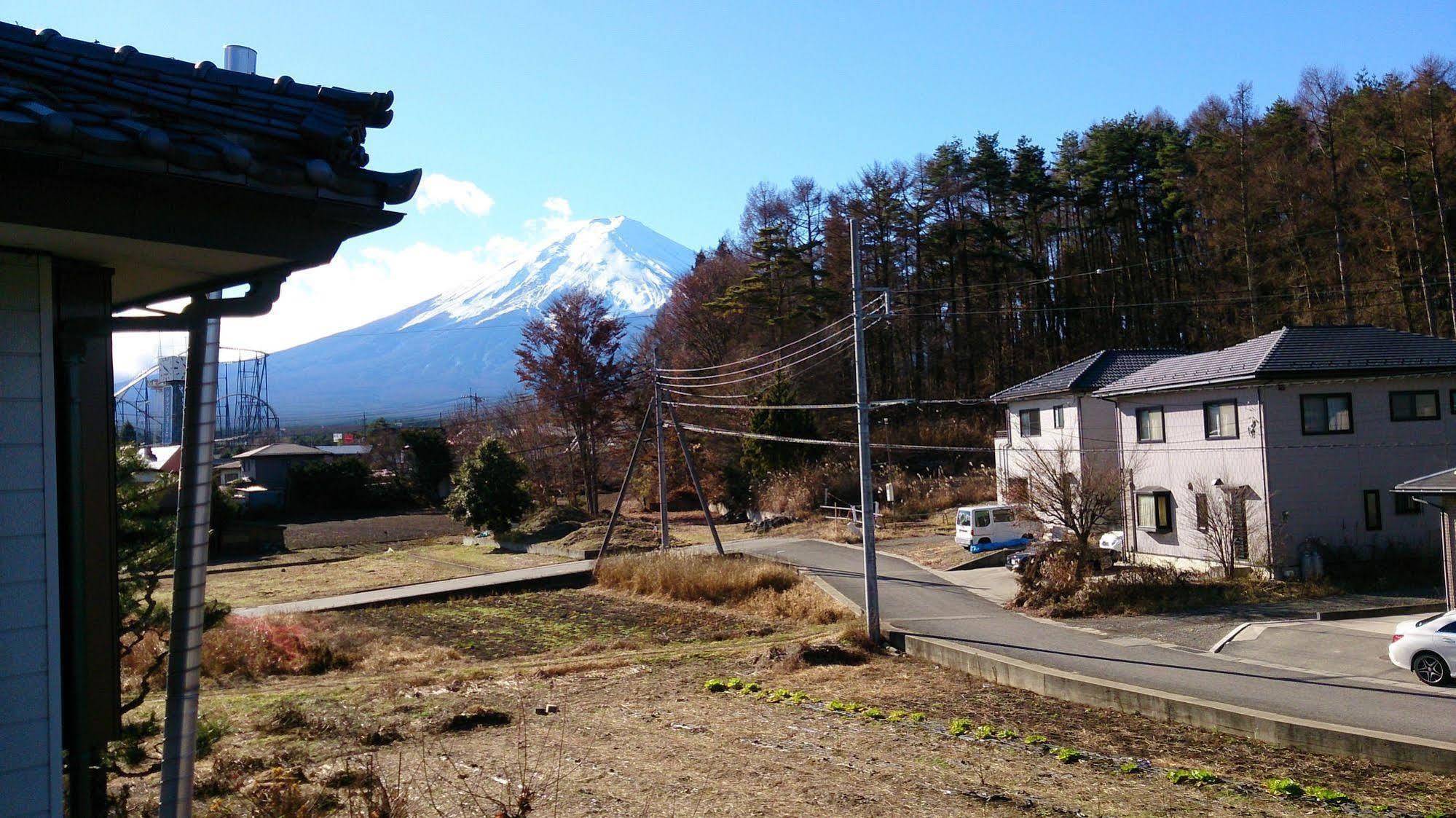 Teishaba Guesthouse&Cafe 富士吉田市 エクステリア 写真